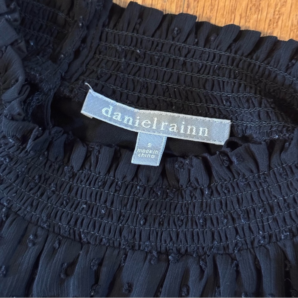 Daniel Rainn Black Sleeveless Top Women’s Size S - Picture 3 of 5